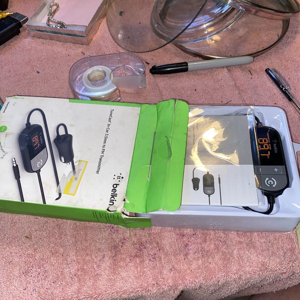 Belkin TuneCast In-Car 3.5mm Aux Audio to FM Transmitter Universal